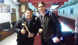 Področno prvenstvo v biljardu za srednje šole 2016: zmagovalni par.